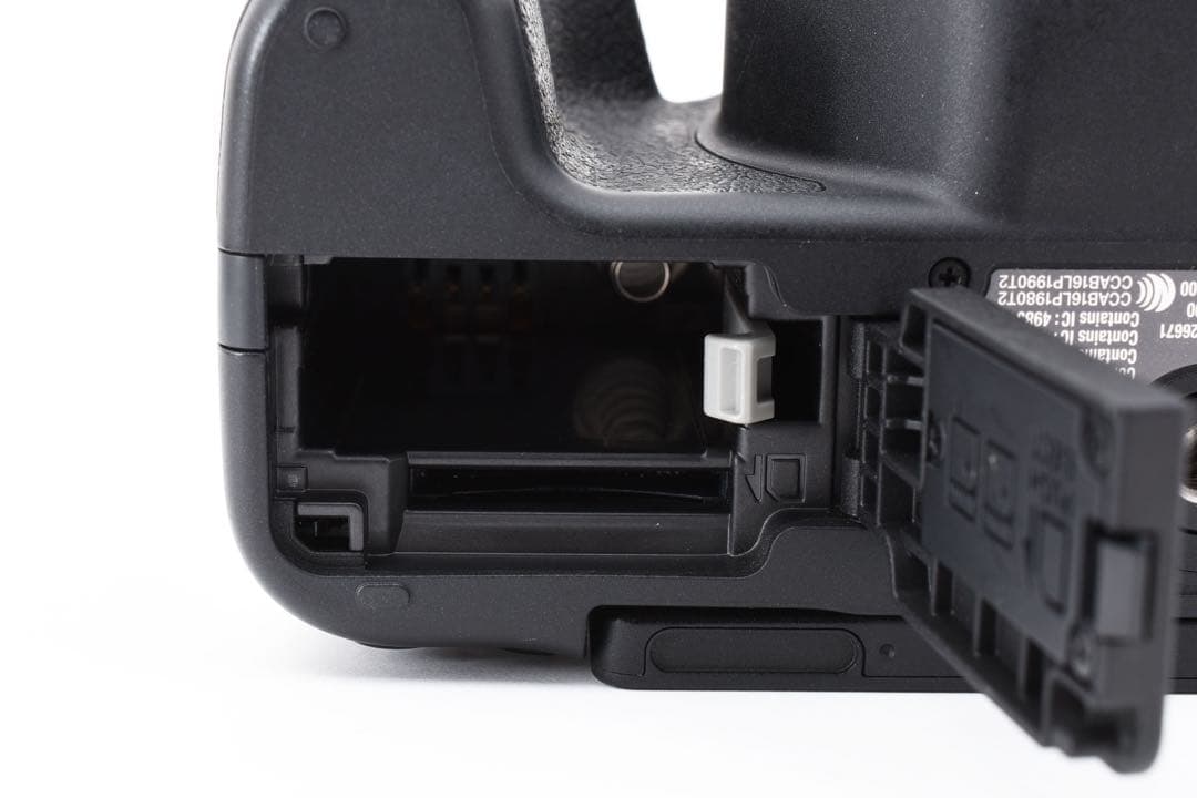 一眼レフカメラ/Canon EOS Kiss X9標準&望遠ダブルレンズセット