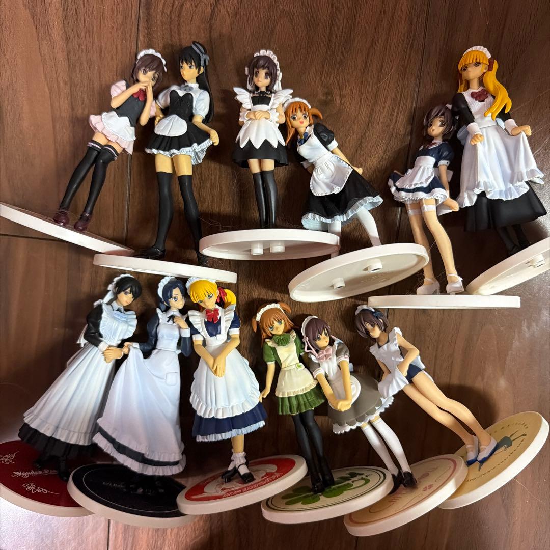 メイドカフェコレクション　ガチャガチャ　フィギュア