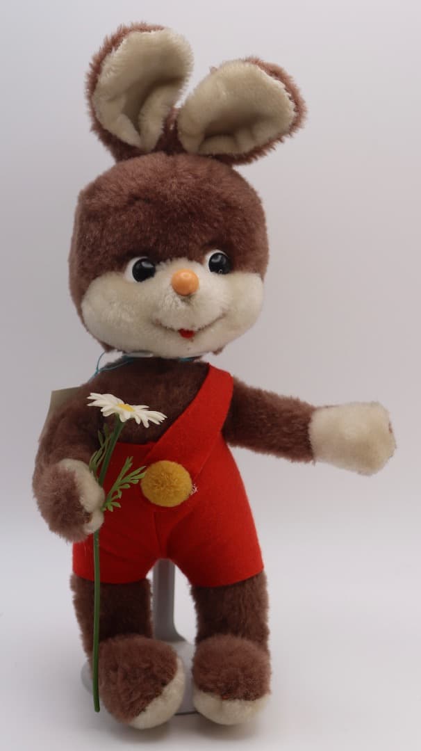 シュコー・ビゴベロ1964年代 ウサギ男の子 ぬいぐるみ 赤いオーバーオール