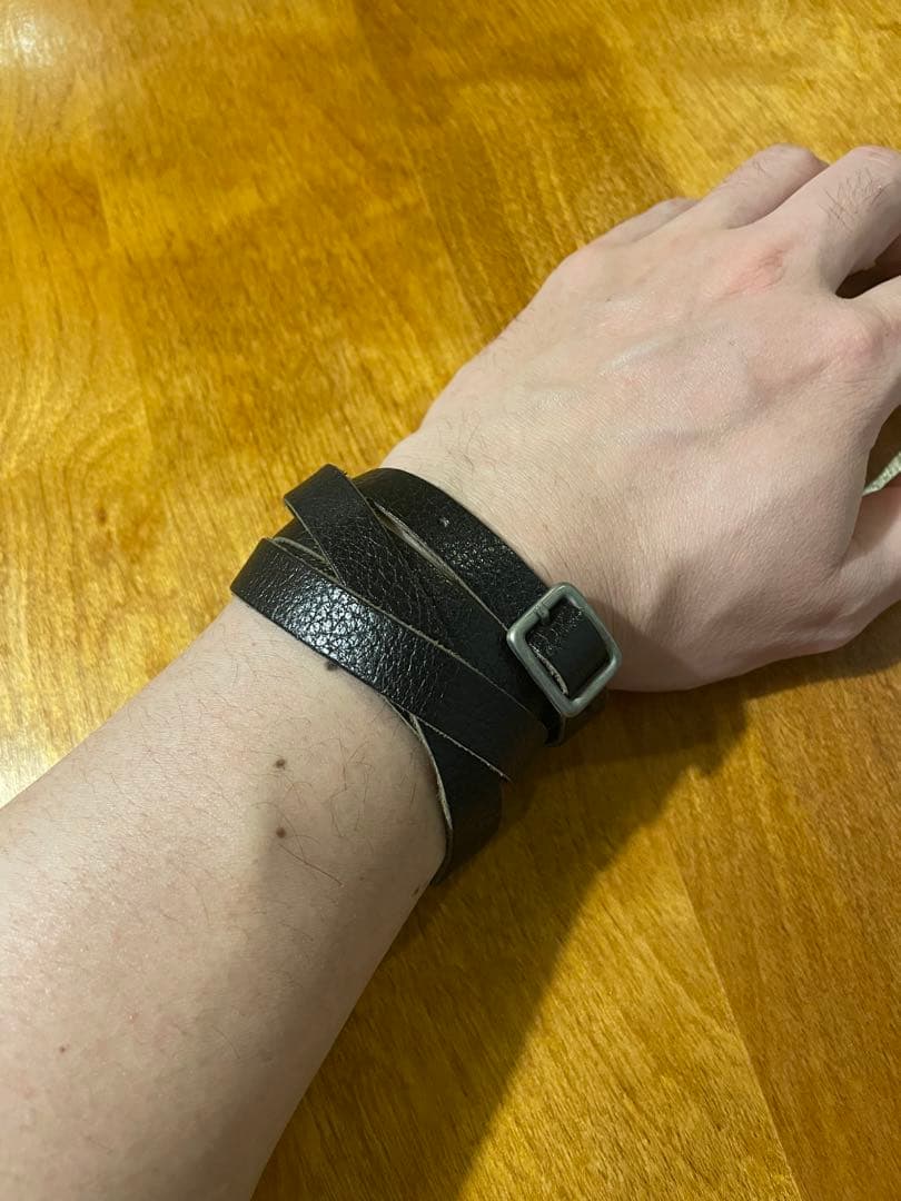 マルタンマルジェラ本人期 黒レザー ブレスレット バックル付き