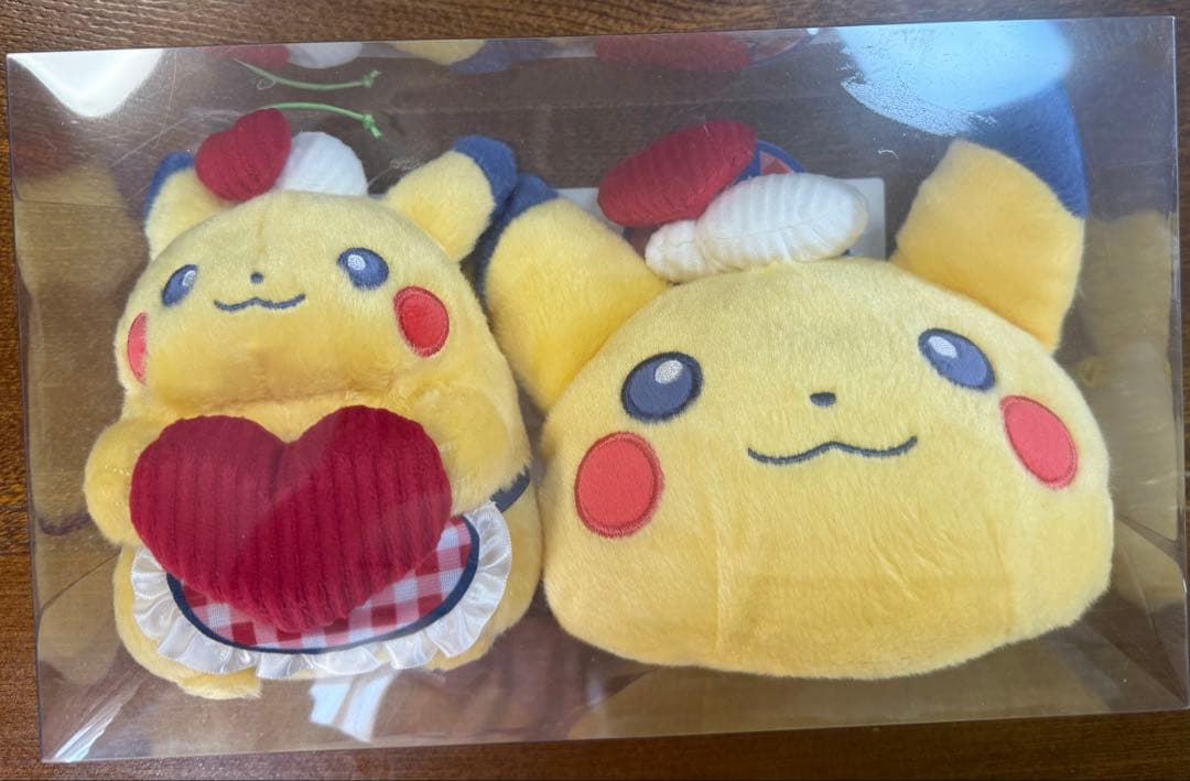 ピカチュウ　バレンタイン　モロゾフ　2024ポケセン限定