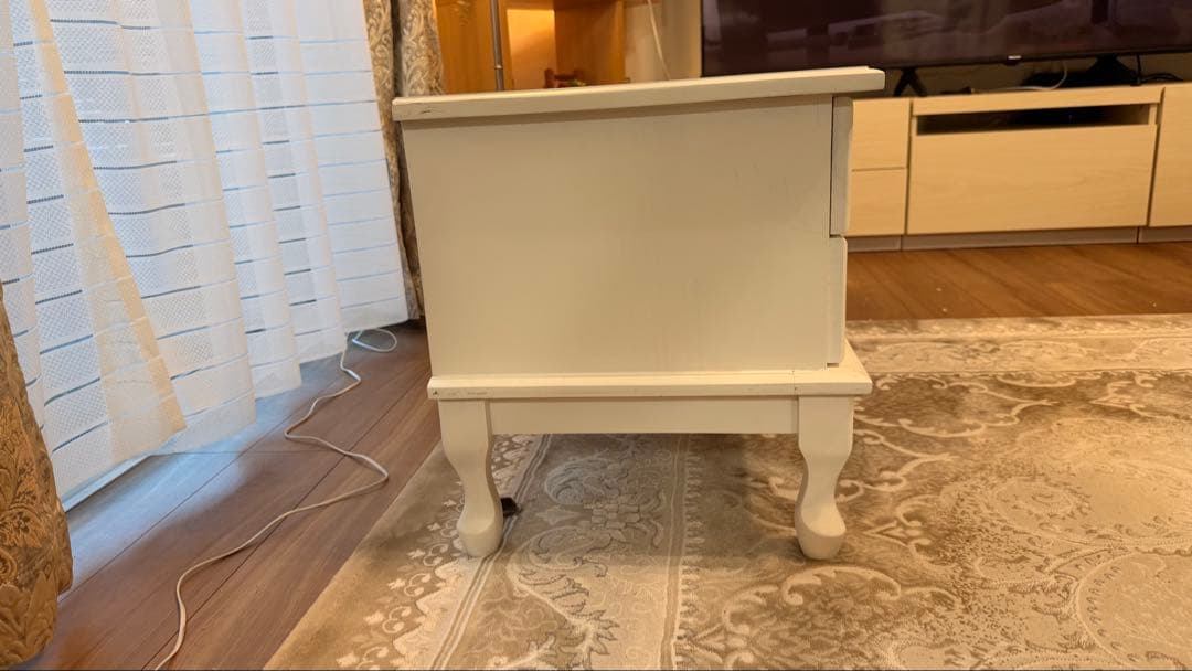 ホワイト木製テレビ台 クラシックスタイル