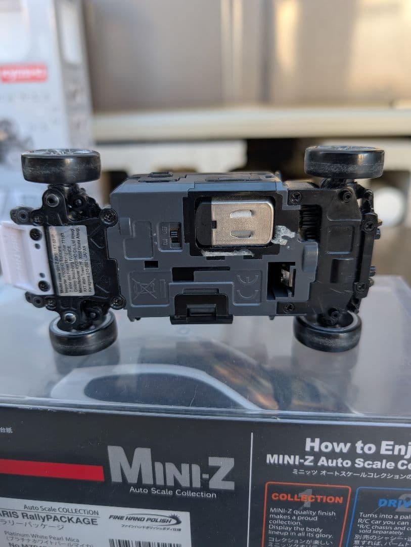 Kyosho Mini-Z AWD ジャンク+トヨタ GRヤリスボディ　新品