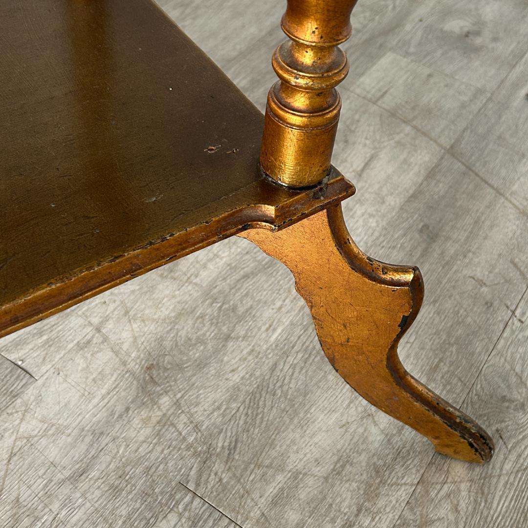 イギリス アンティーク家具 ３ティアシェルフ 飾り棚 843A