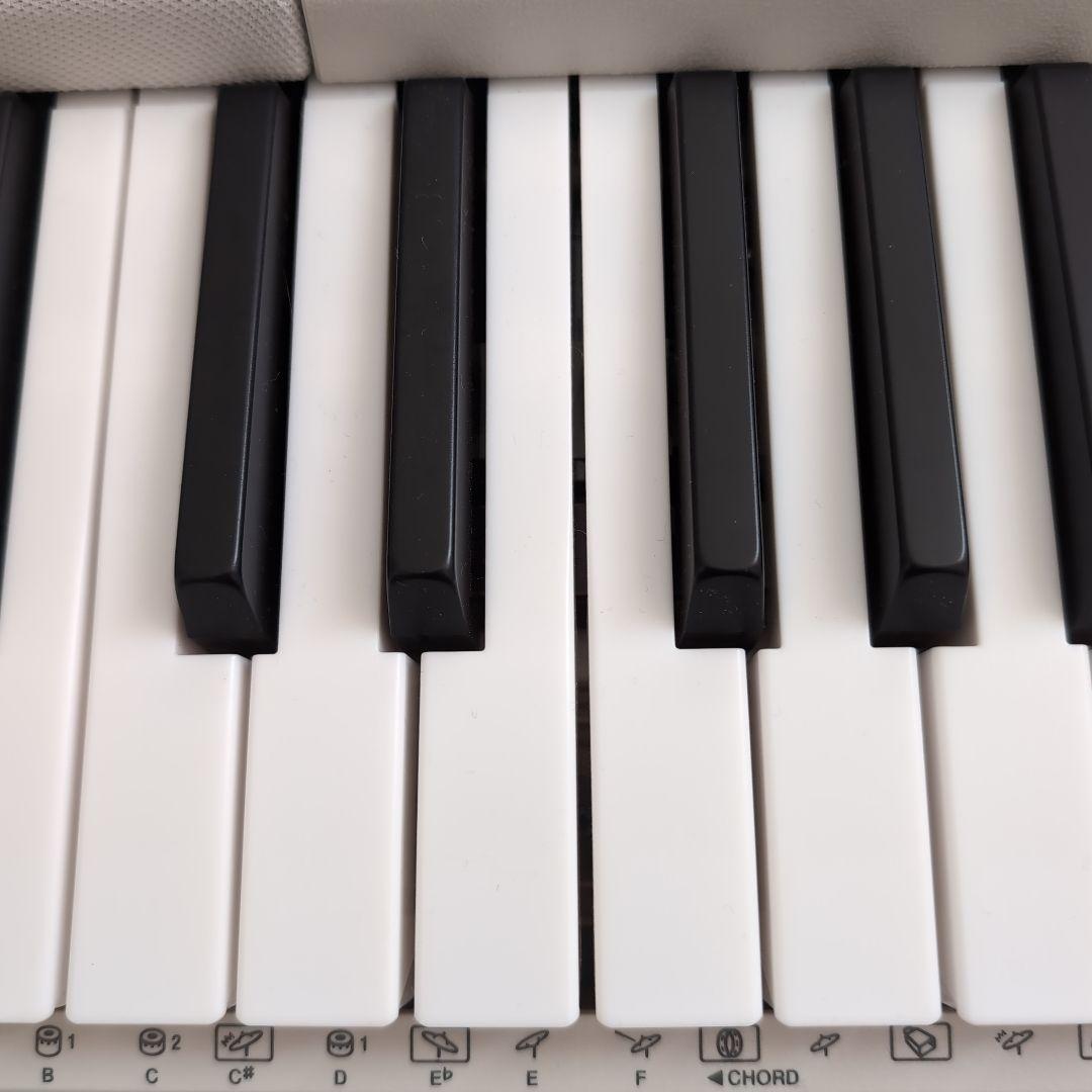 CASIO　カシオ　LK526 電子ピアノ　電子キーボード　光ナビゲーション