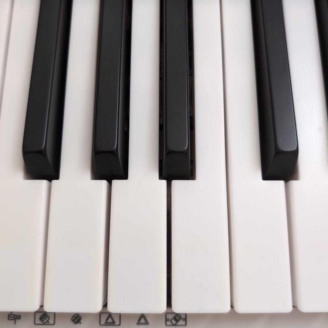 CASIO　カシオ　LK526 電子ピアノ　電子キーボード　光ナビゲーション