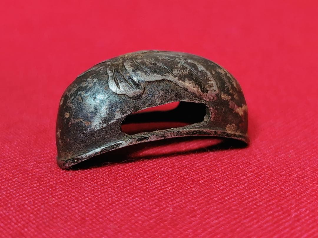 蝶に蜻蛉図 鐺金具 柄頭 鉄銀色絵 無銘 日本刀 刀装具 骨董 古美術 江戸期