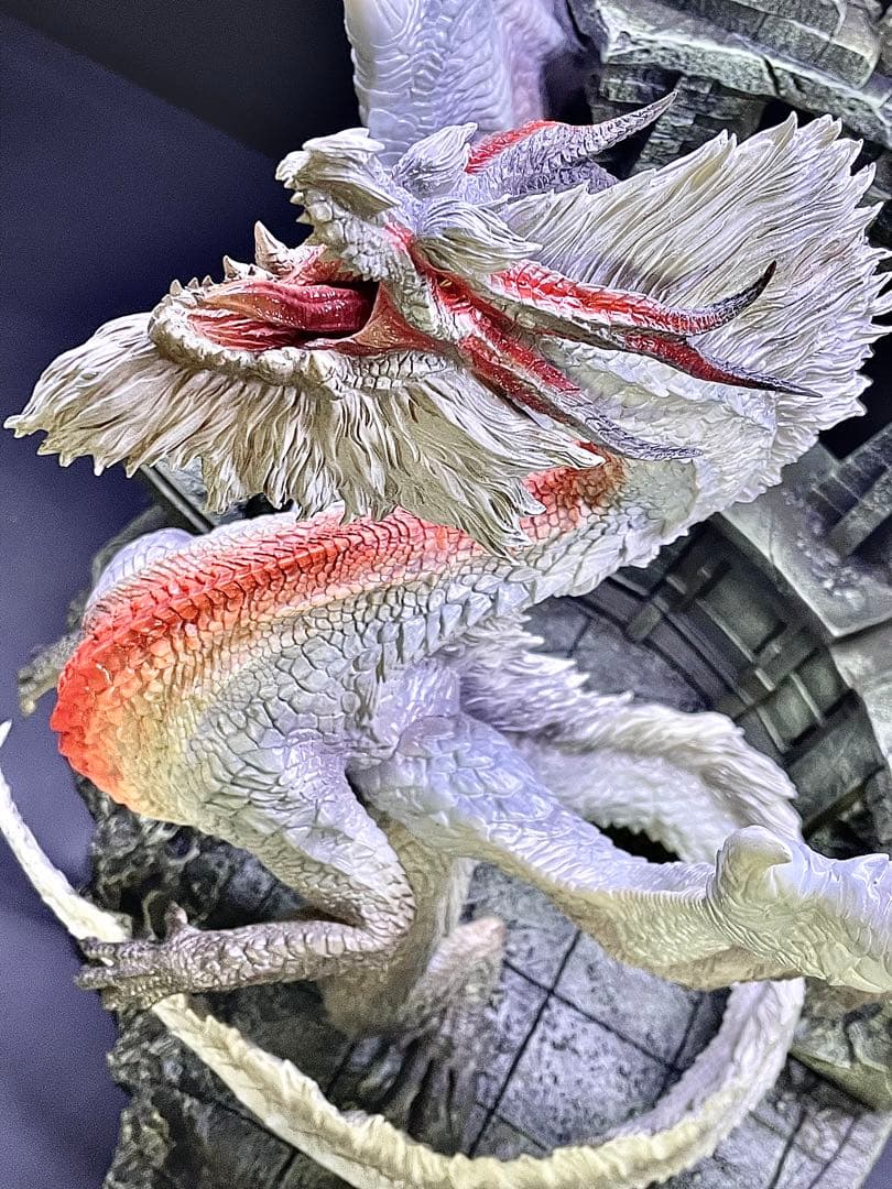 モンスターハンター　ミラルーツ　フィギュア　祖龍ミラボレアス　モンハン