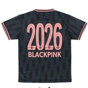 FC東京×BLACKPINK ブラック コンフィットTシャツ　XLサイズ
