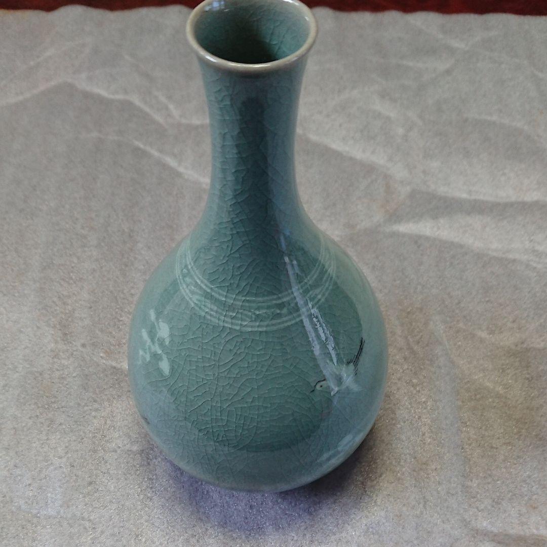 朝鮮・高麗青磁・韓国人間文化財・ 柳海剛作高麗製磁雲鶴模様象嵌一輪挿し・未使用品