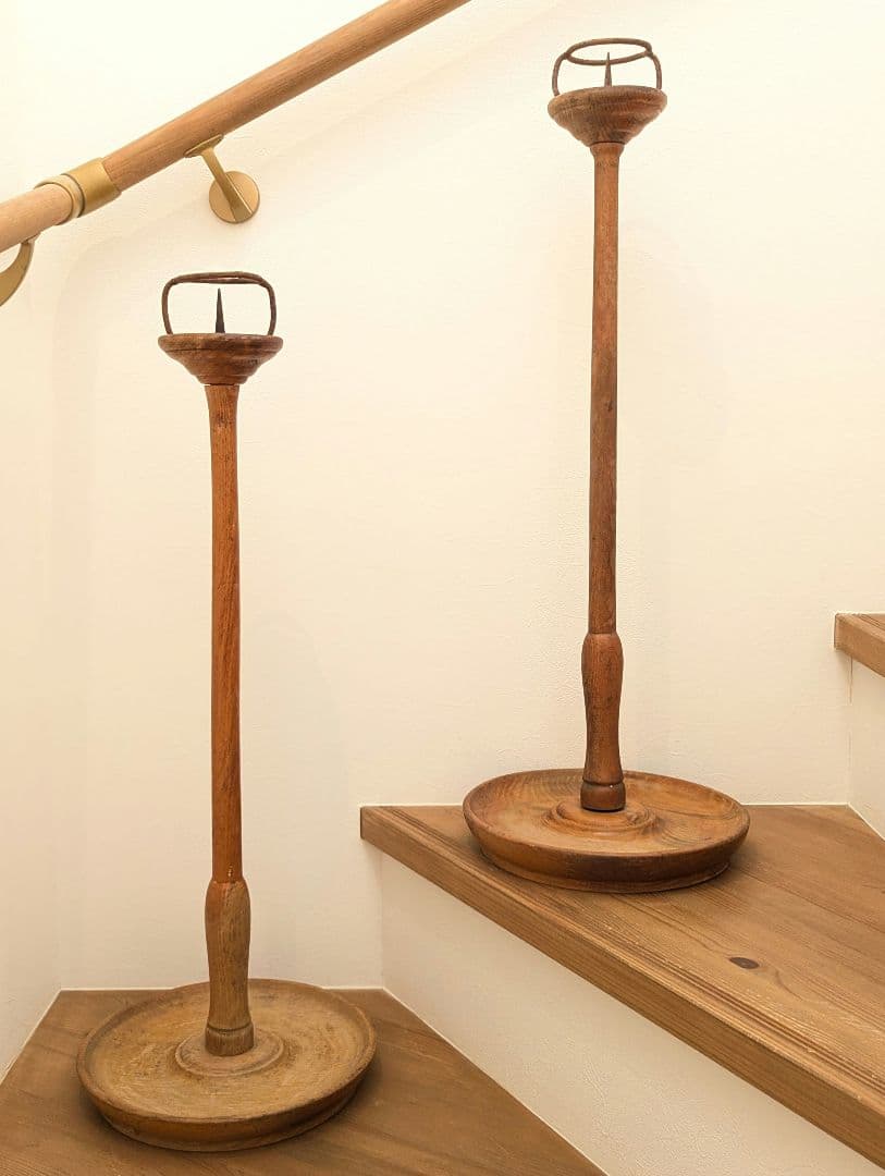木目美しい趣ある燭台 約74cm ２台　天然木　antiques