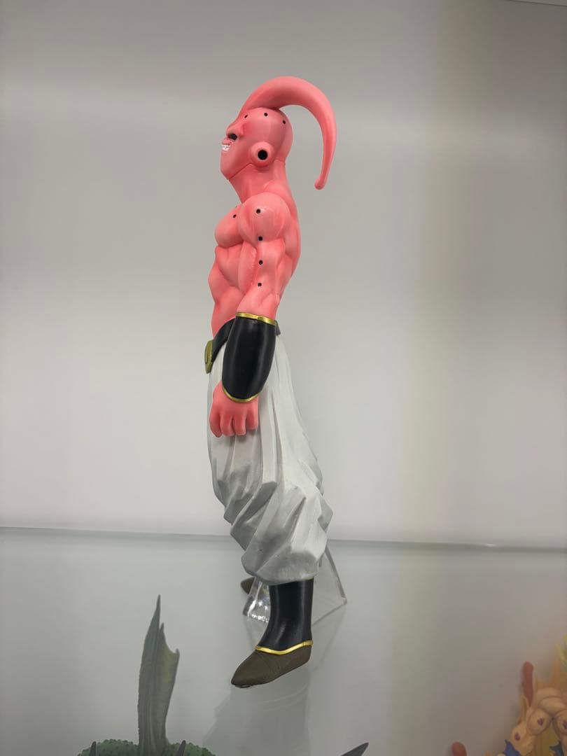 魔神ブウ フィギュア