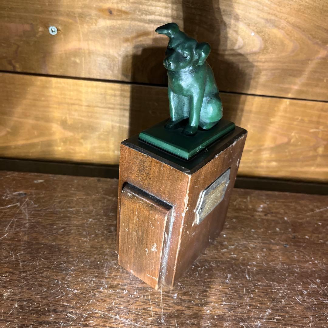 ヴィンテージブロンズ犬像 木製台座付き　Victor