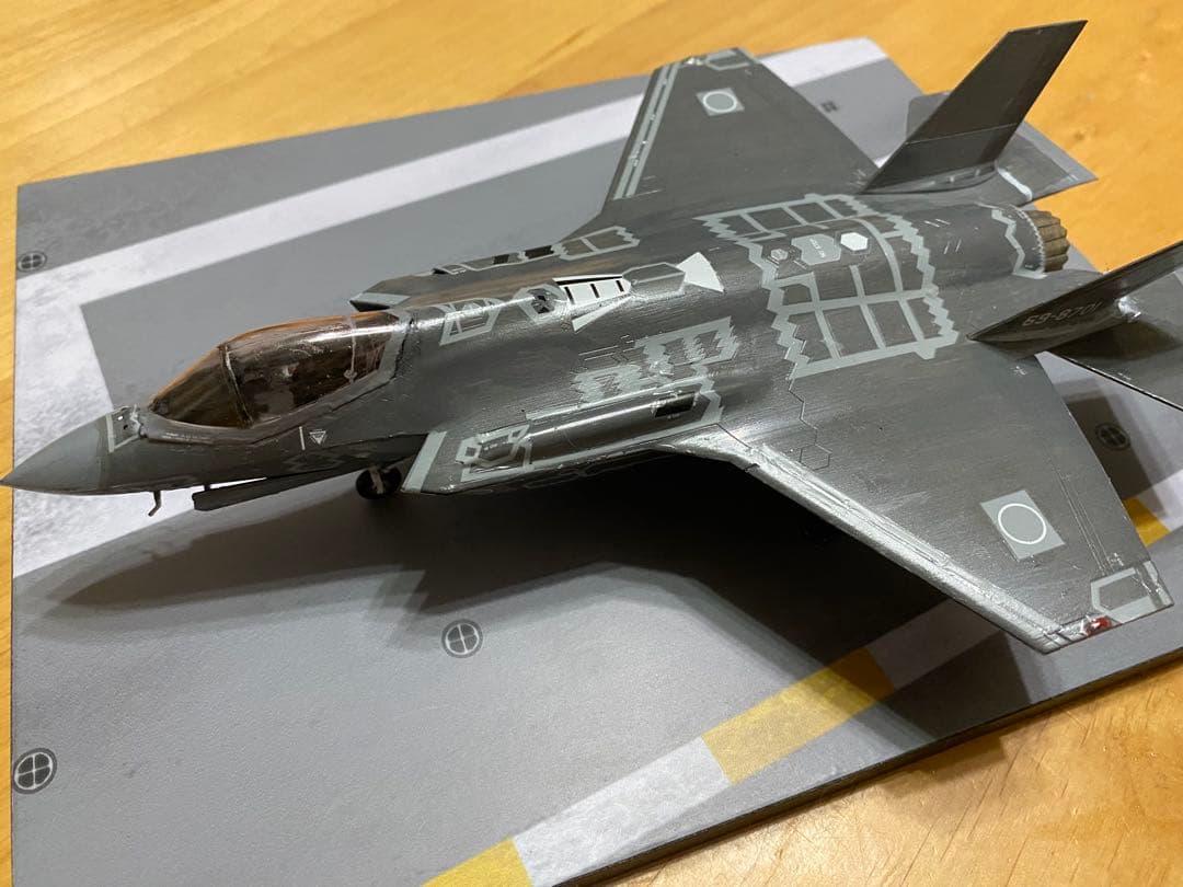 限定値下げ　1/72スケールF-35A 航空自衛隊初号機　完成品　プラモデル