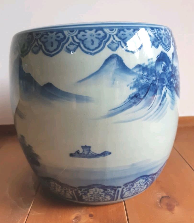 有田焼　火鉢　骨董品　(送料込み)