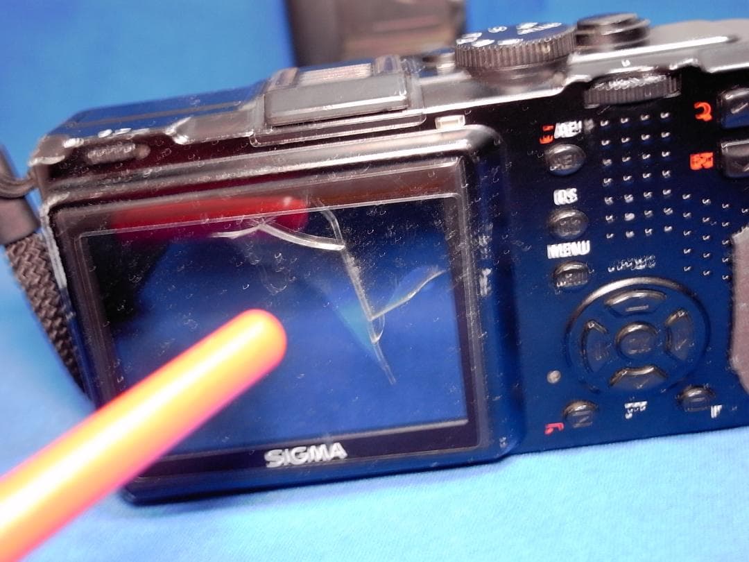 送料込み　シグマ　SIGMA DP2x 少難あり　撮影、再生など実用はOK