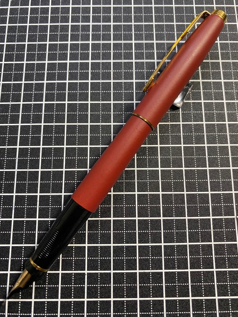 PARKER #75 Matt Burgundy 万年筆　字幅F