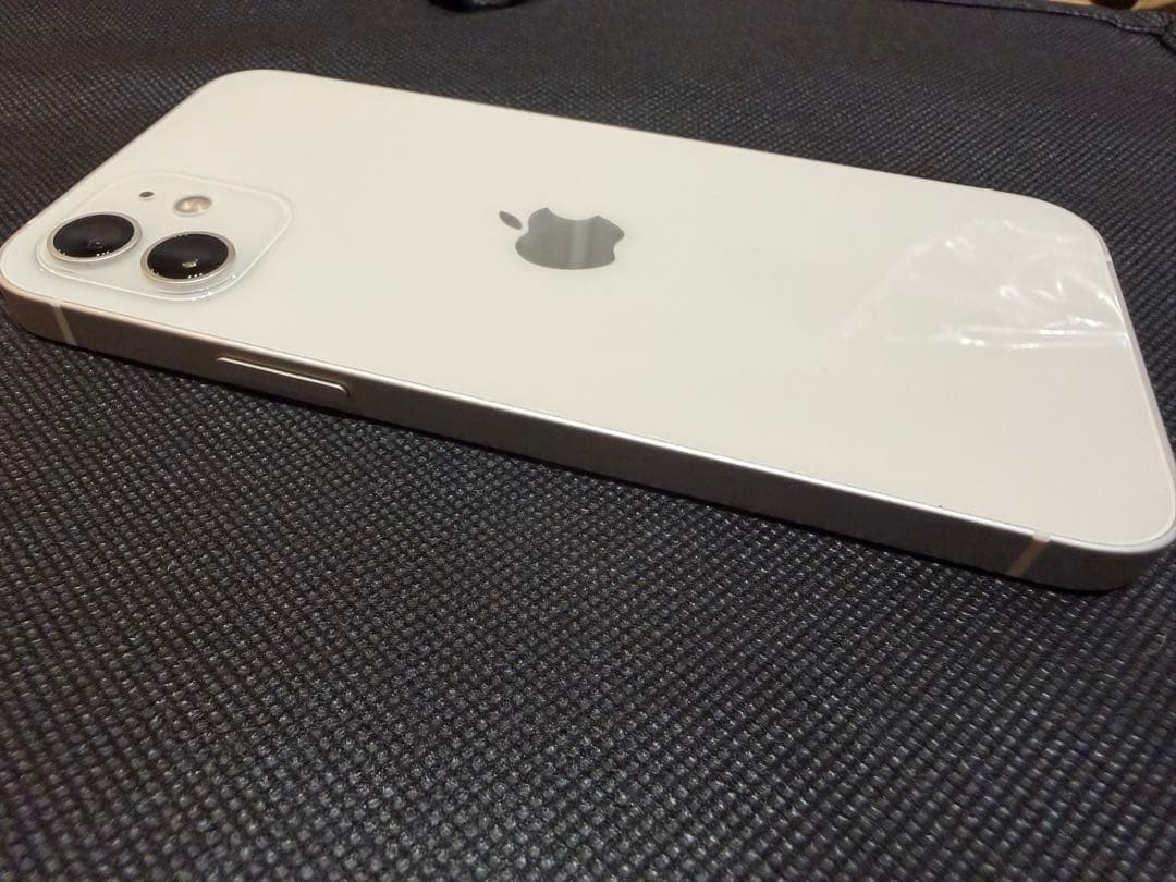 Apple iPhone 12 本体（128GB） 箱、ケーブル有り