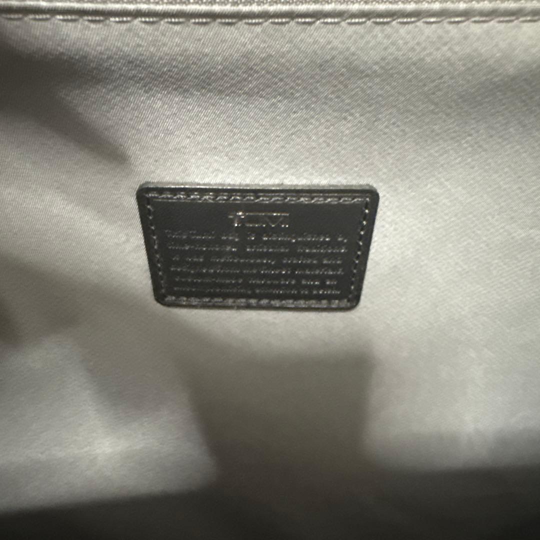 TUMI トゥミ Tegra-Lite グラファイト 25L 28704TG