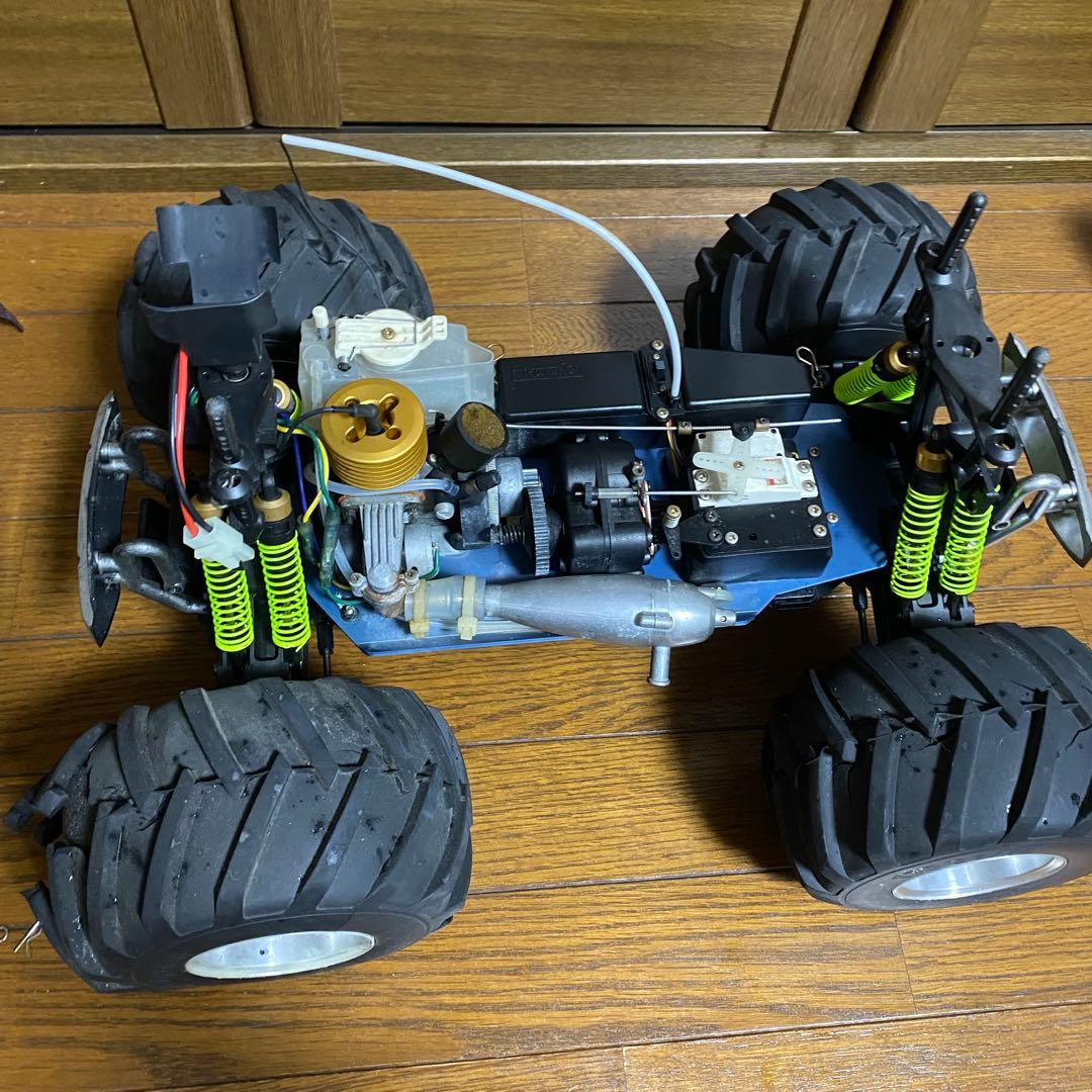 京商 KYOSHO メガフォース エンジンカー