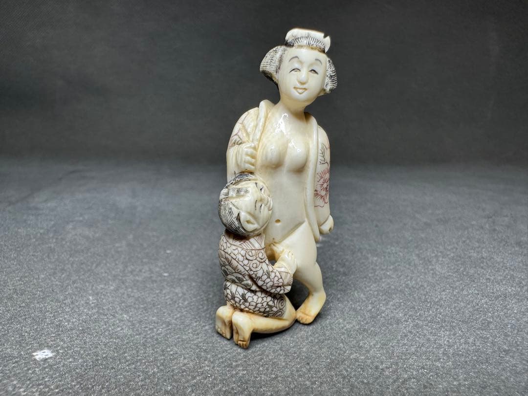 極上　根付　天然素材　アンティーク　和彫　置物　骨董　飾り物　古美術品　 置物