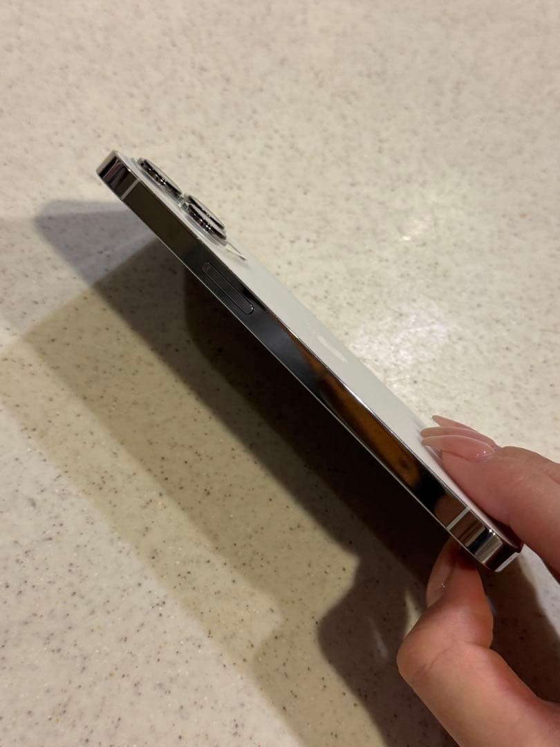 【明日また値上げします】Apple iPhone 13 Pro 本体