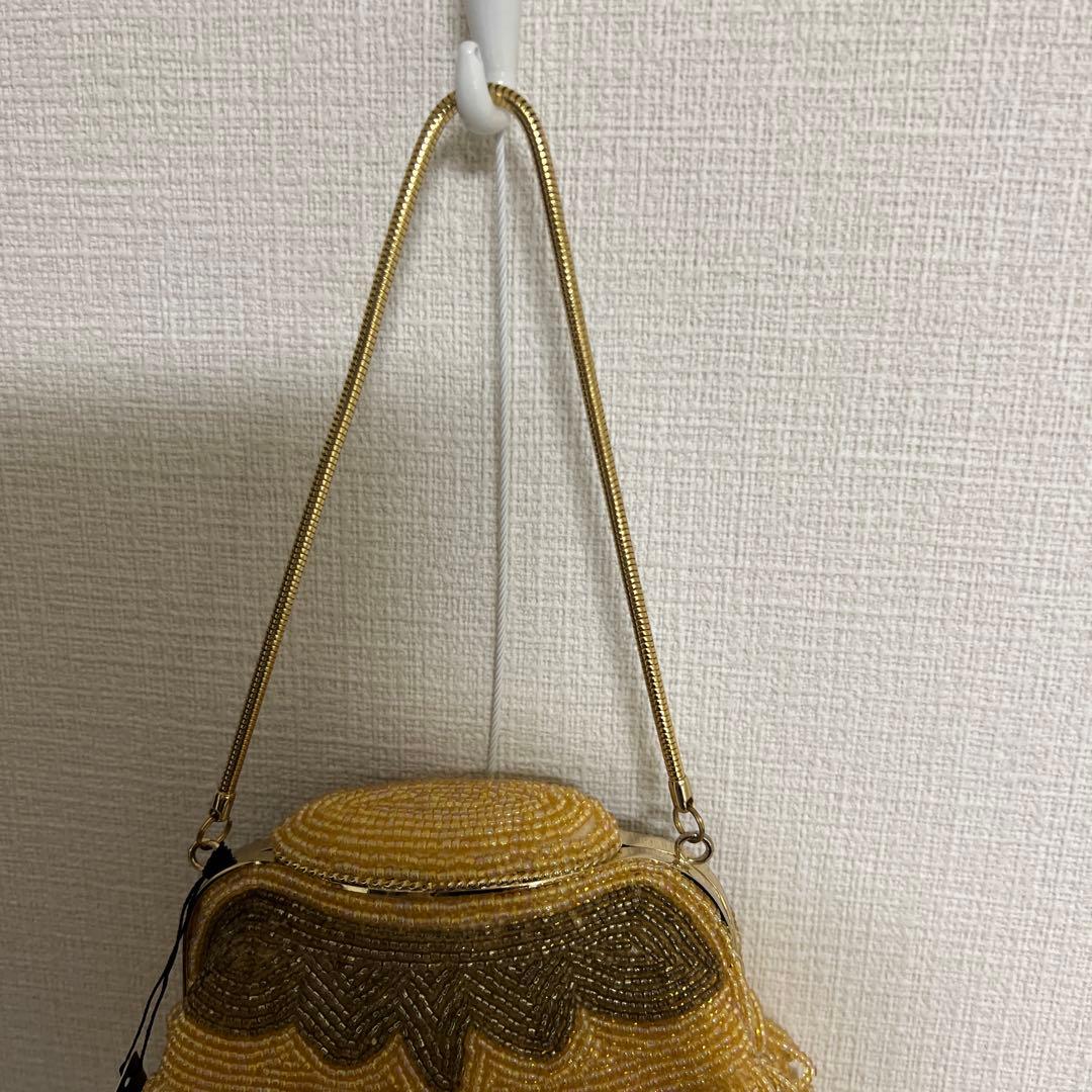 未使用品！豪華！VOICEMAIL ビーズ装飾 ゴールドパーティーバッグ