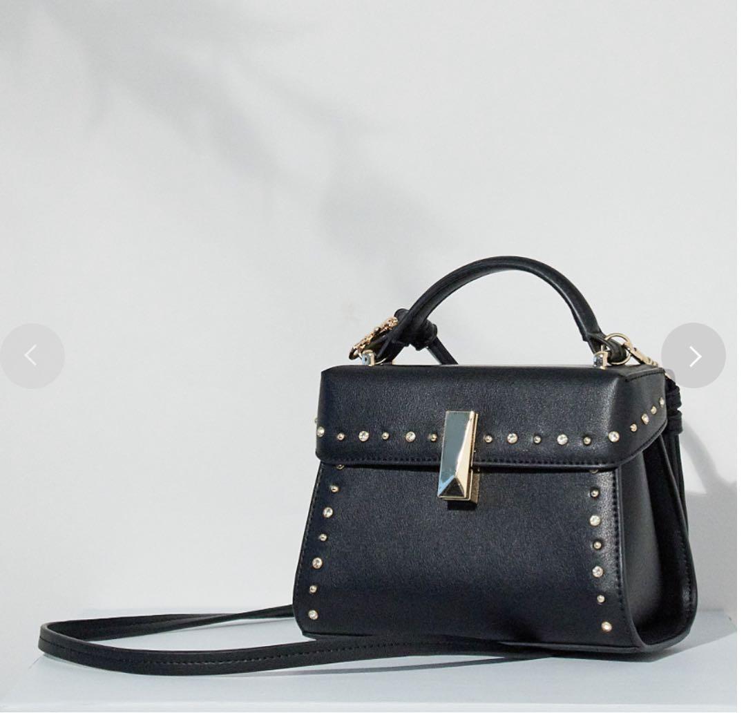 CELFORDセルフォードリュタンビジュースタッズポシェット ブラック