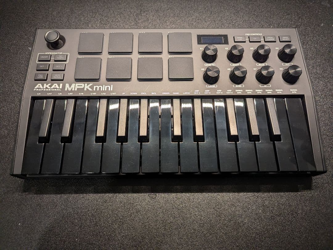 【ほぼ新品】AKAI MPK mini 25鍵 MIDIキーボード