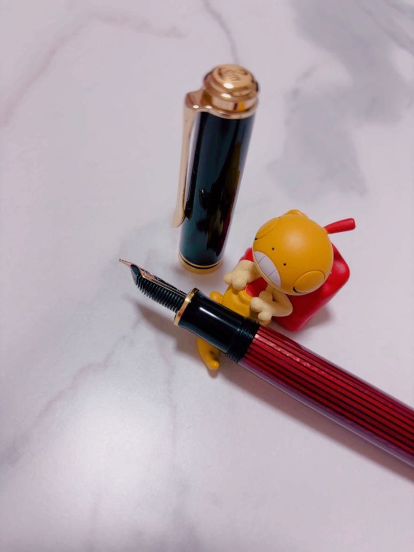 ペリカン　スーべレーン万年筆　M600ボルドーEF