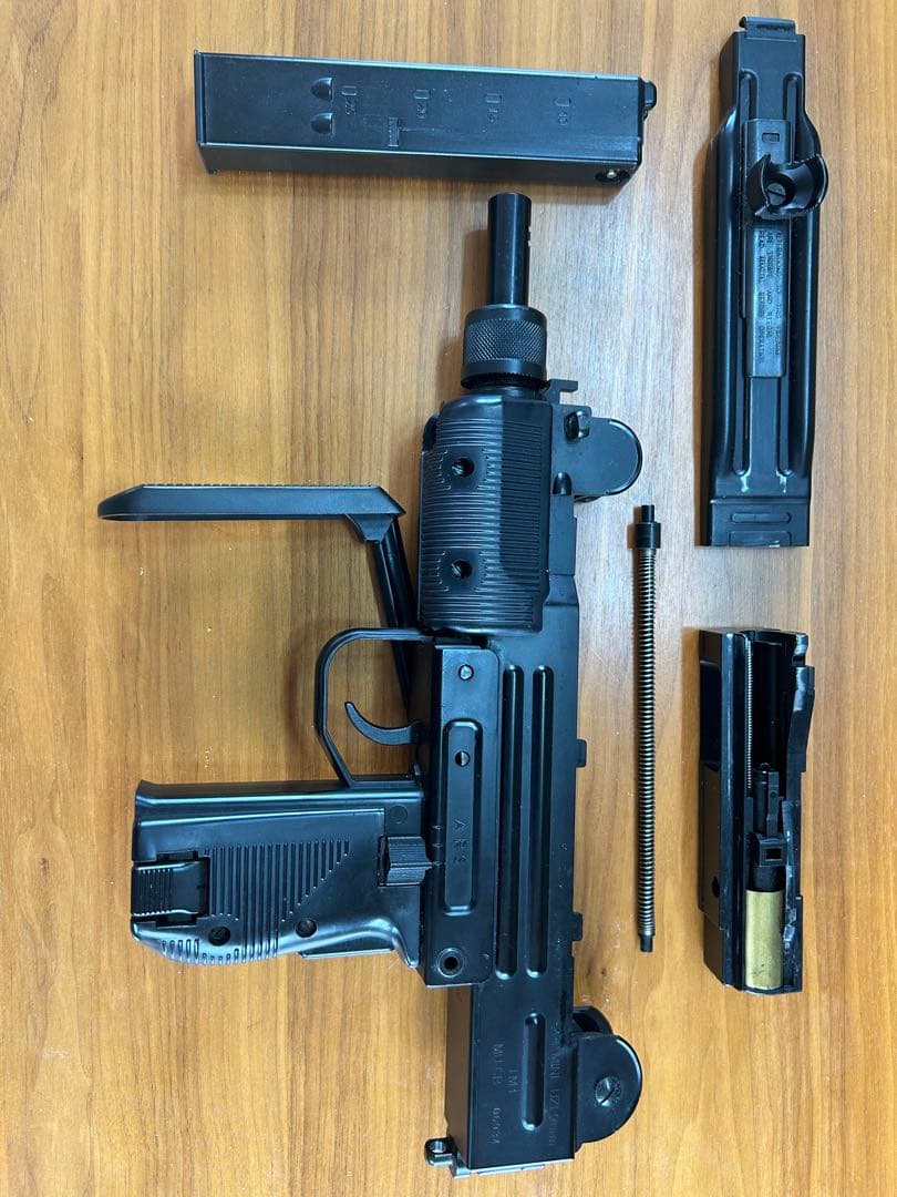 WA mini UZI エアソフトガン