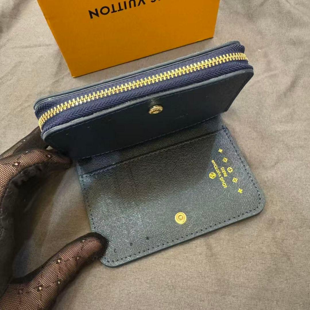 ✨早い者勝ち✨ 二つ折り財布