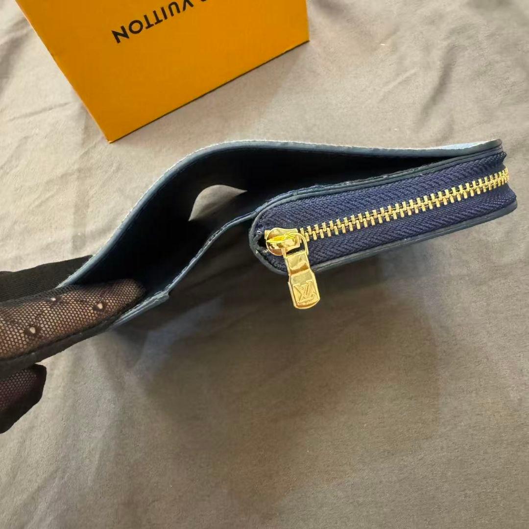 ✨早い者勝ち✨ 二つ折り財布