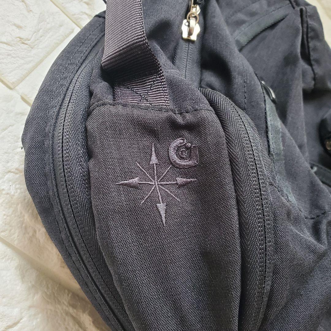 極美品 gravis メトロ バックパック グラビス PC収納部有 リュック