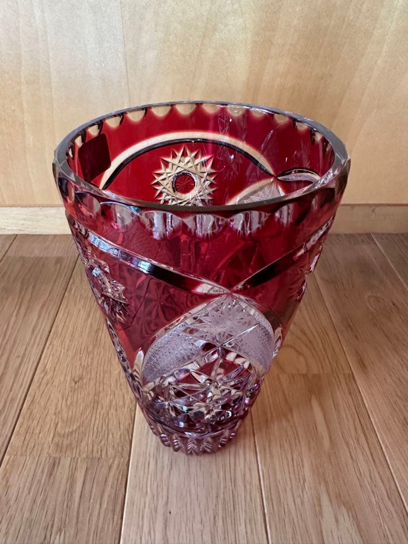 ラウジッツァー　クリスタル　花瓶　ハンドカット