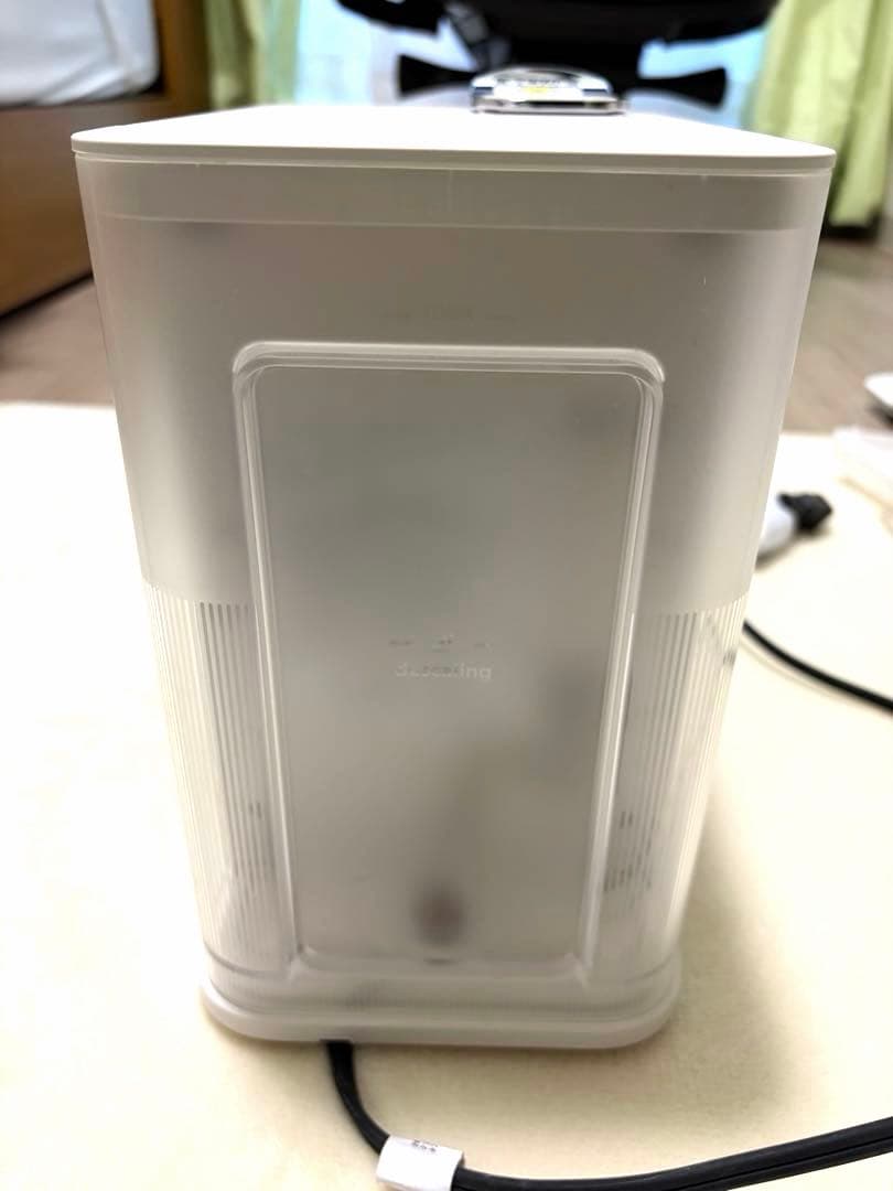 ネスプレッソ ラティシマワン F111-WH-W 2021年製