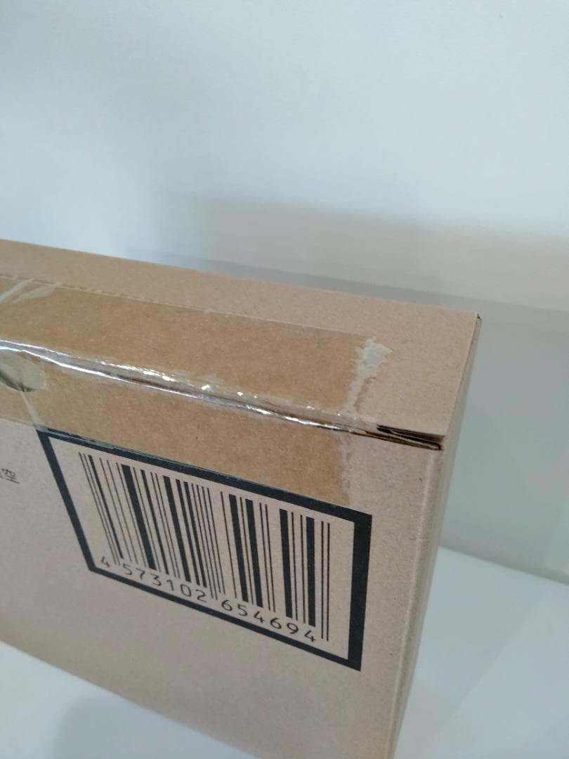 新品 S.H.Figuarts スーパーサイヤ人ゴッドスーパーサイヤ人　孫悟空