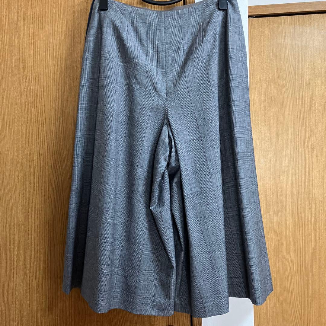 新品、未使用　SCAPＡ　グレンチェックのガウチョパンツ