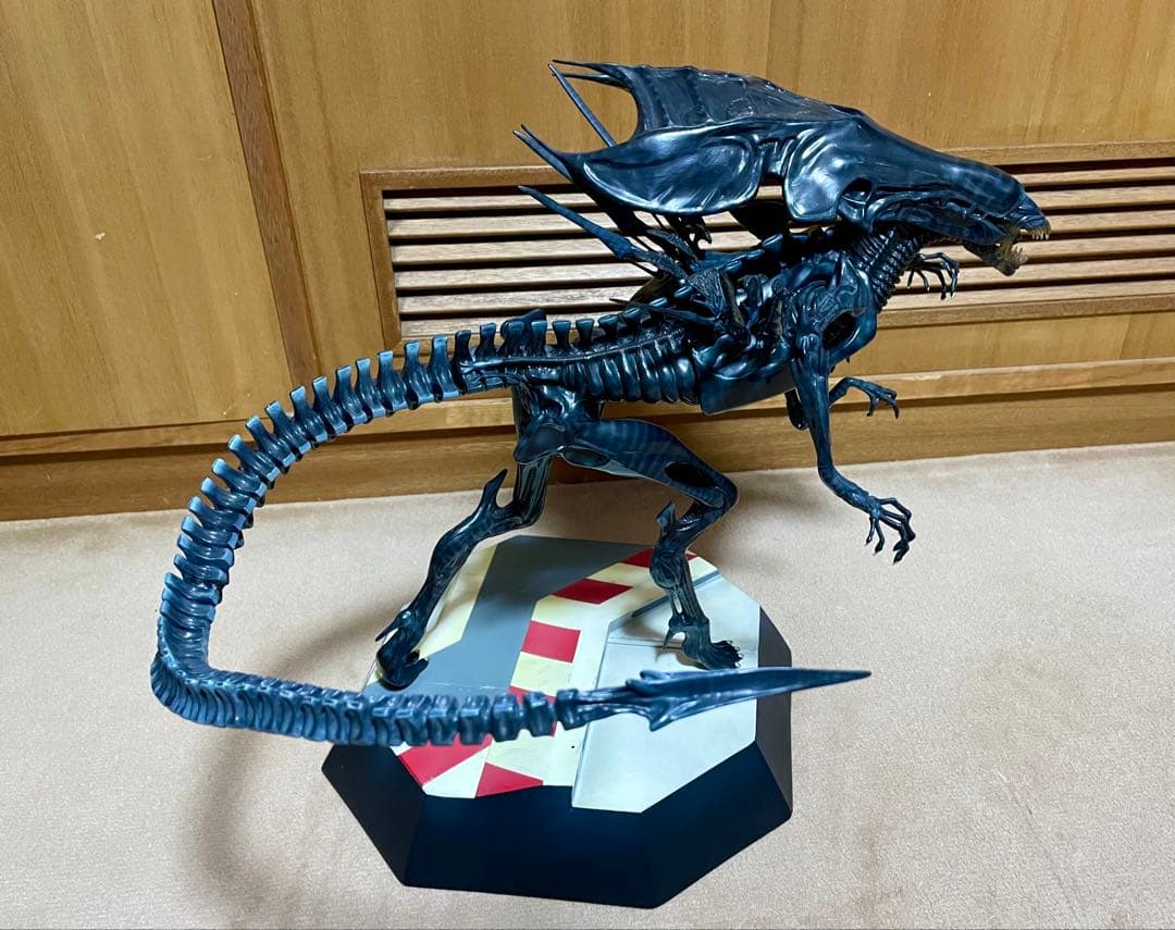 【限定1000体】サイドショウ クイーン・エイリアン ジオラマ