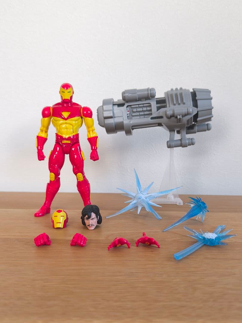 アイアンマン　モジュラーアーマー　プロトンキャノン　マーベルレジェンド 開封品