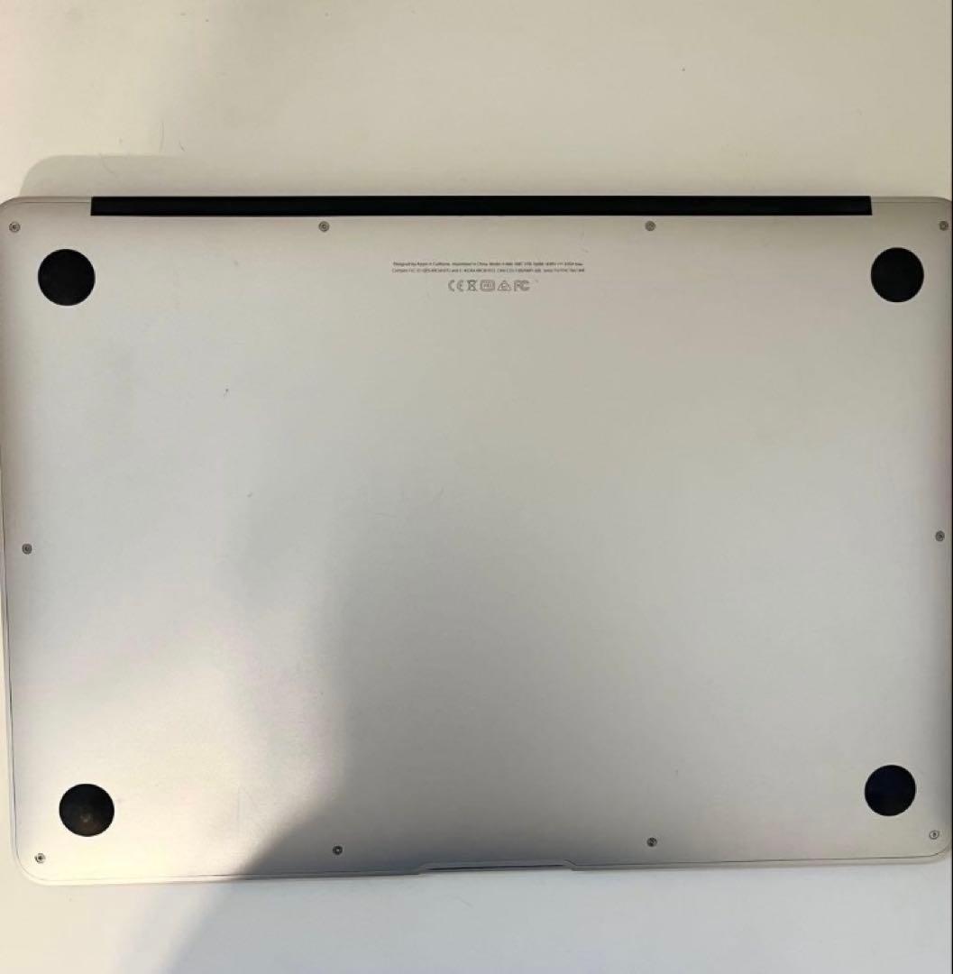 Apple MacBook Air シルバー201713インチ8GB128GB