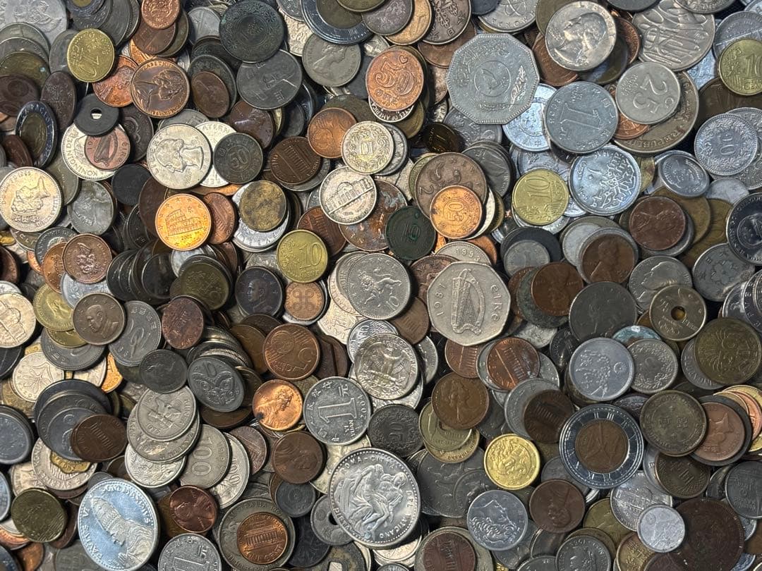 ジ*ン様 古銭　外国　メダル等　まとめて　約10キロ