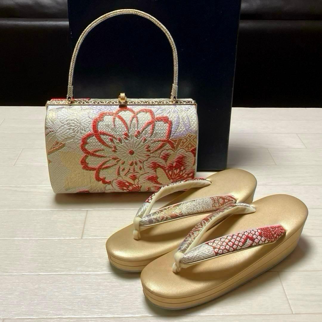 《美品》草履バッグセット　帯地　ラメ　花柄　底鋲付きバッグ　成人式