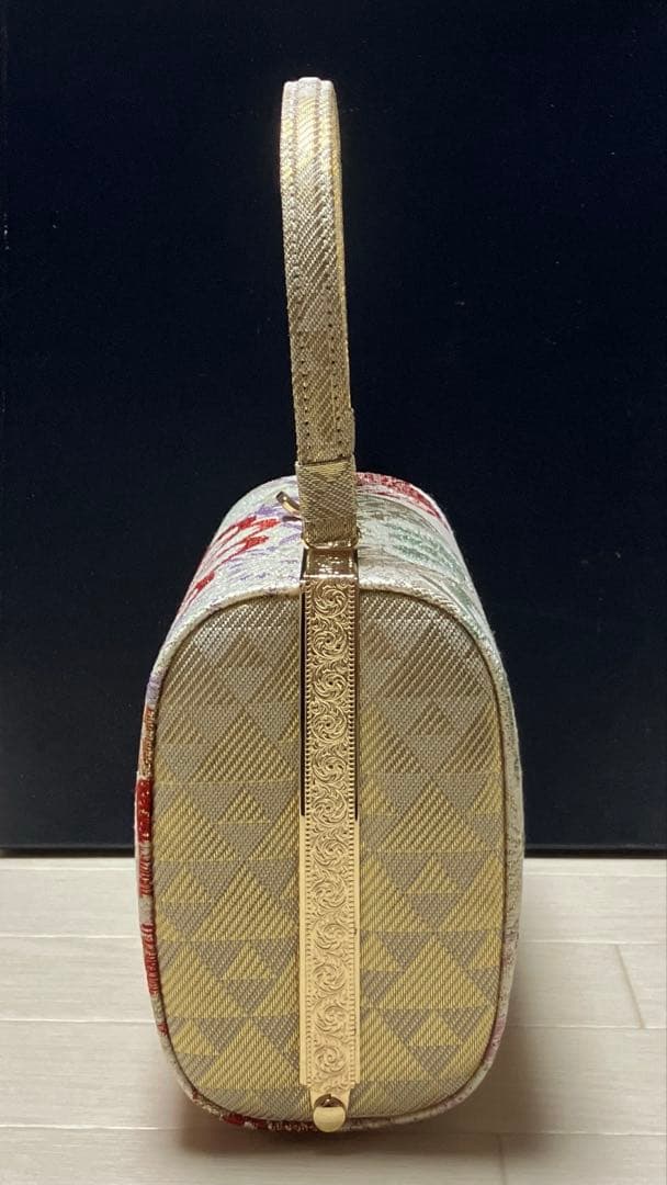 《美品》草履バッグセット　帯地　ラメ　花柄　底鋲付きバッグ　成人式