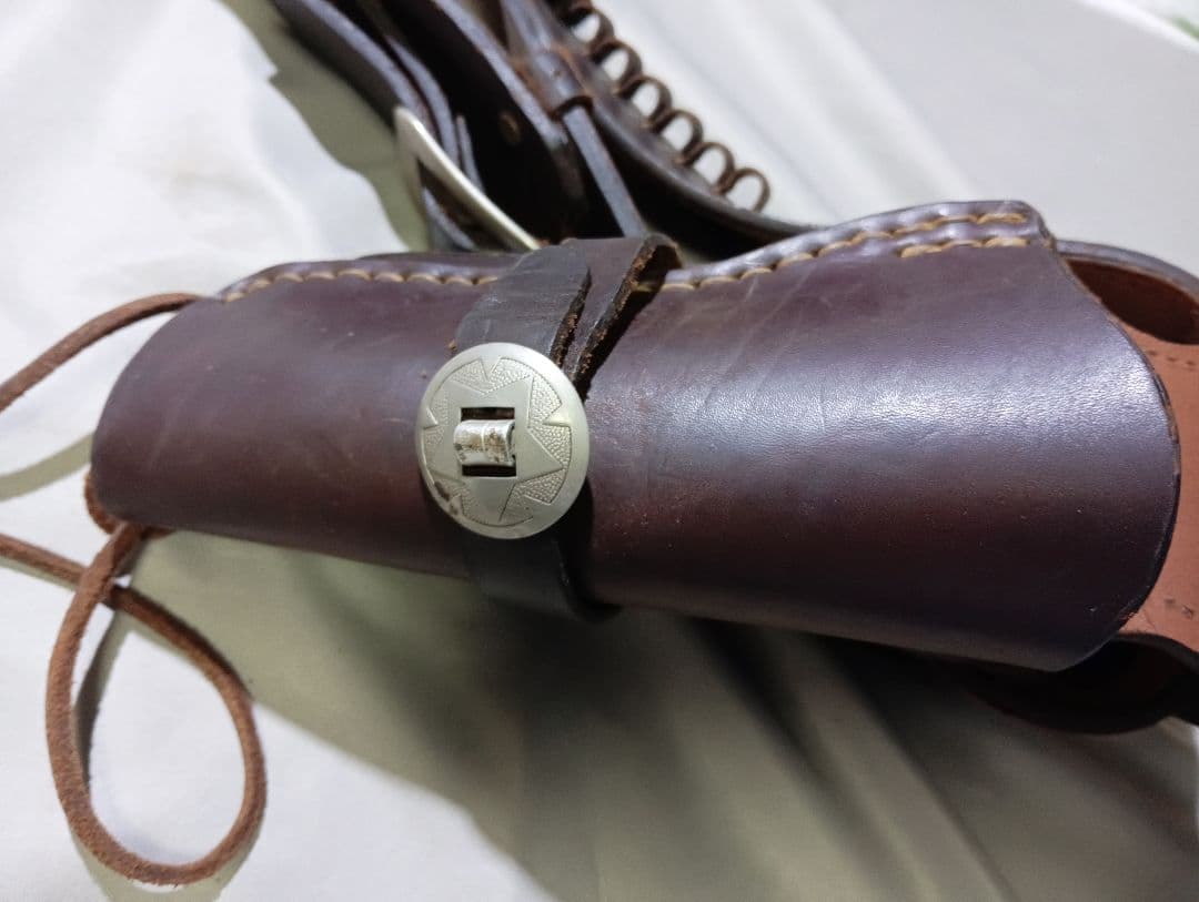 東京CMC 本革製 ガンベルト ダミーカート付 モデルガンのお供に