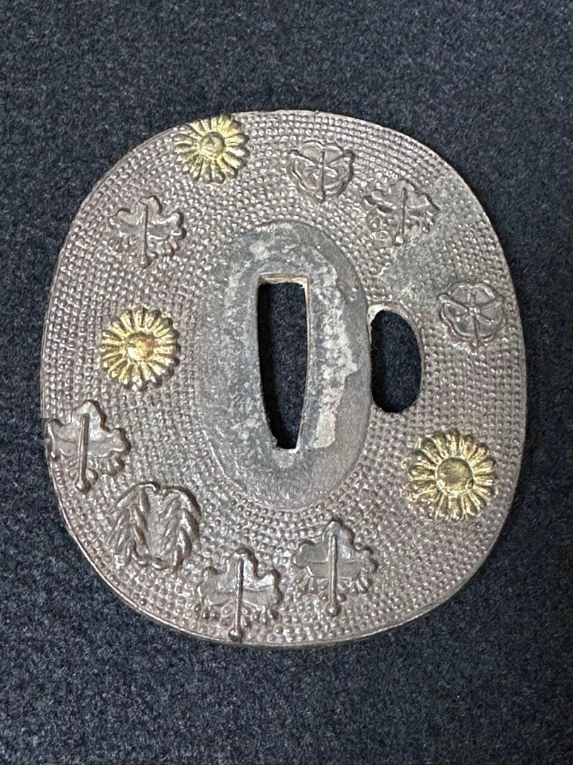 古美術　鉄地鍔三点まとめ　B 透鍔など　刀装具