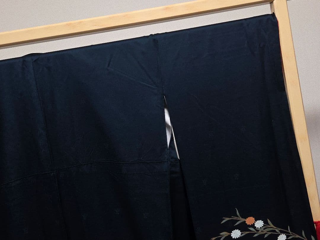 B◆着物くつろぎ 貝桶に花模様 金彩 褐返色 袷 正絹 振袖 着物 着丈162