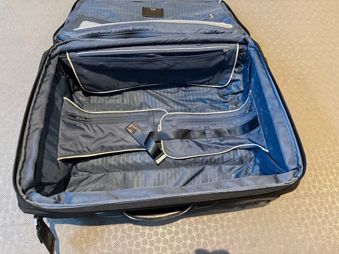 【機内持ち込み可】TUMI ARRIVE ハイエンドキャリーケース　ブラック