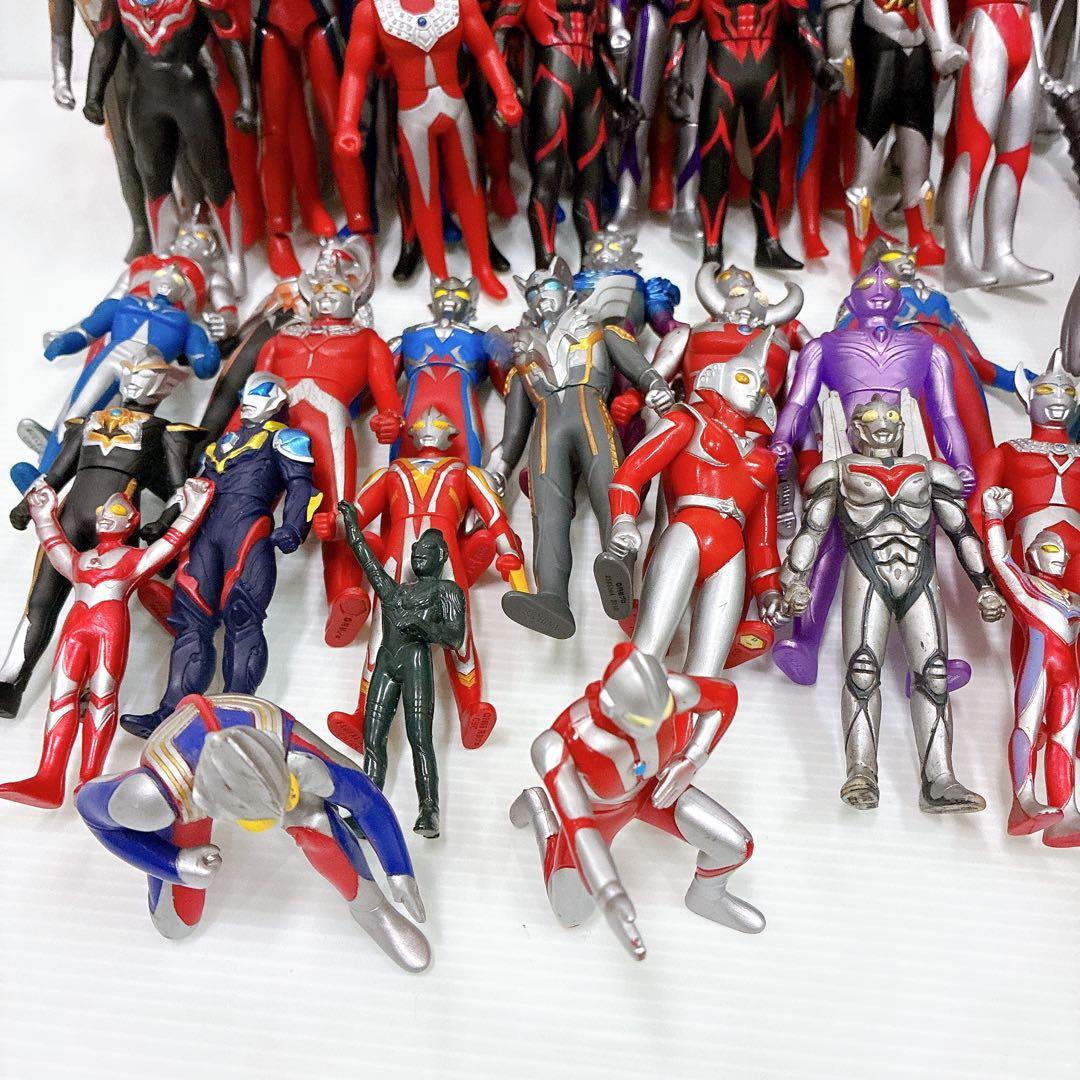ウルトラマン ソフビ まとめ売り 89体 怪獣あり 大量 対戦セット