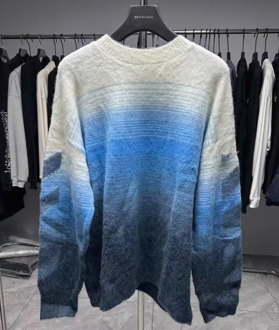 OFF‑WHITE アロー モヘア ワイドフィット ホワイトグラデーション